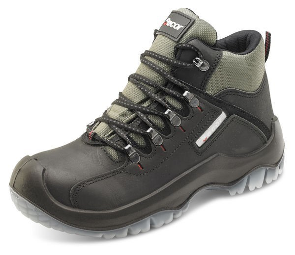 TRAXION BOOT BLACK