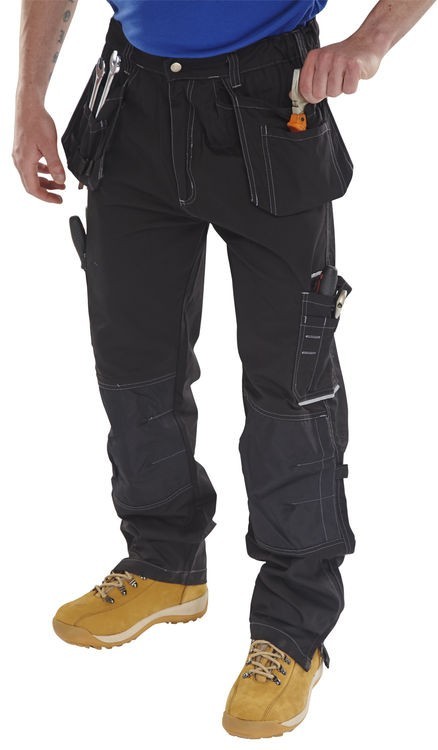 SHAWBURY MULTI-POCKET TROUSER